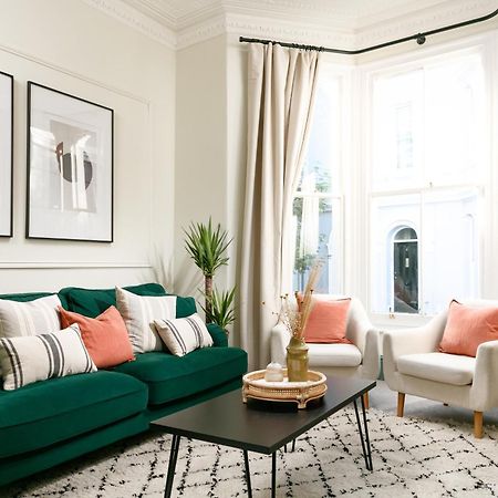 New Luxury For 2024 - Central Plymouth House - Sleeps 10 - Access To Plymouth Town - Close To The Barbican - Pets Welcome - Parking Available - By Luxe Living By Sophia Dış mekan fotoğraf